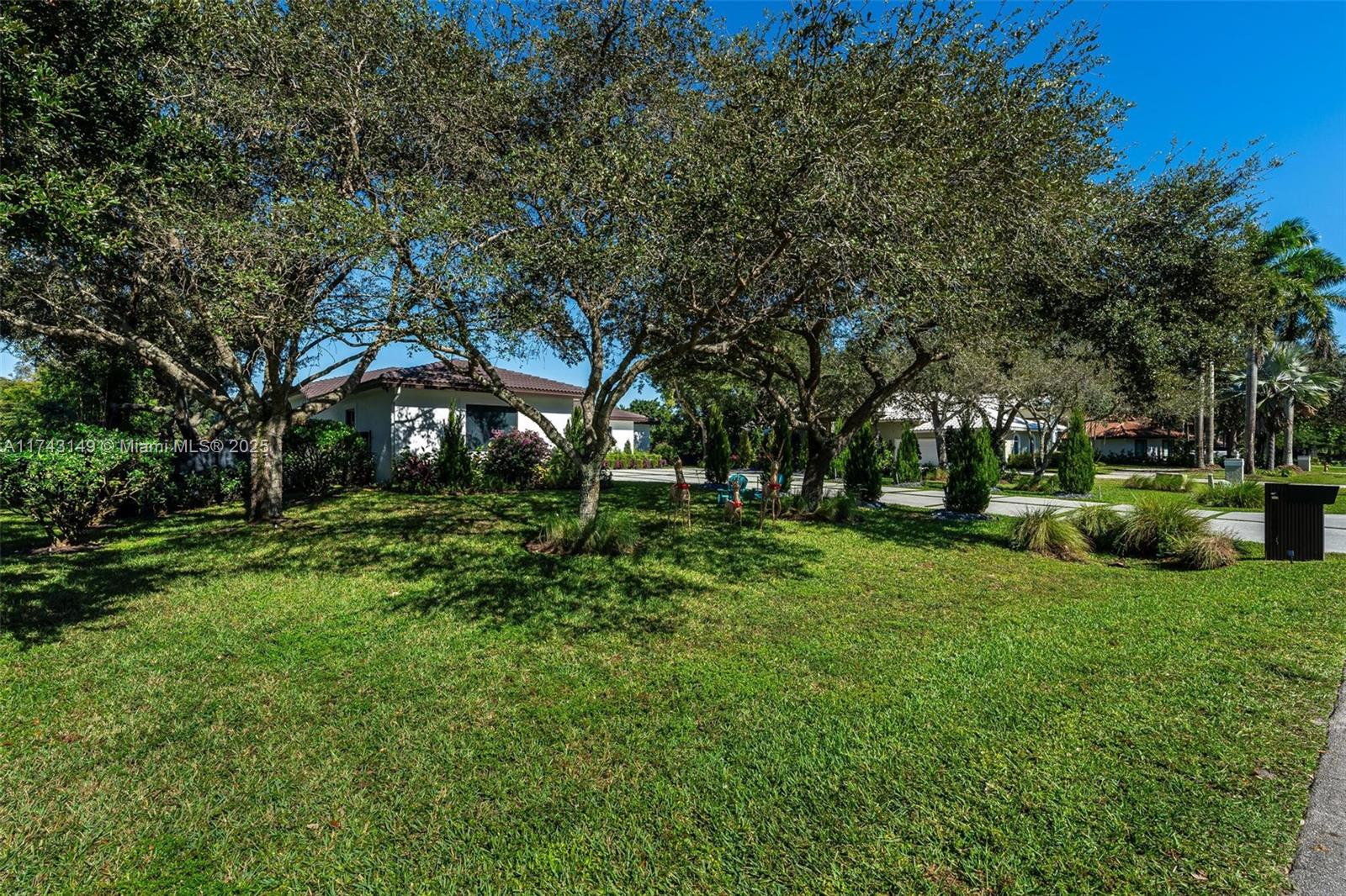 ESTATES OF HIDDEN ACRES - Residential