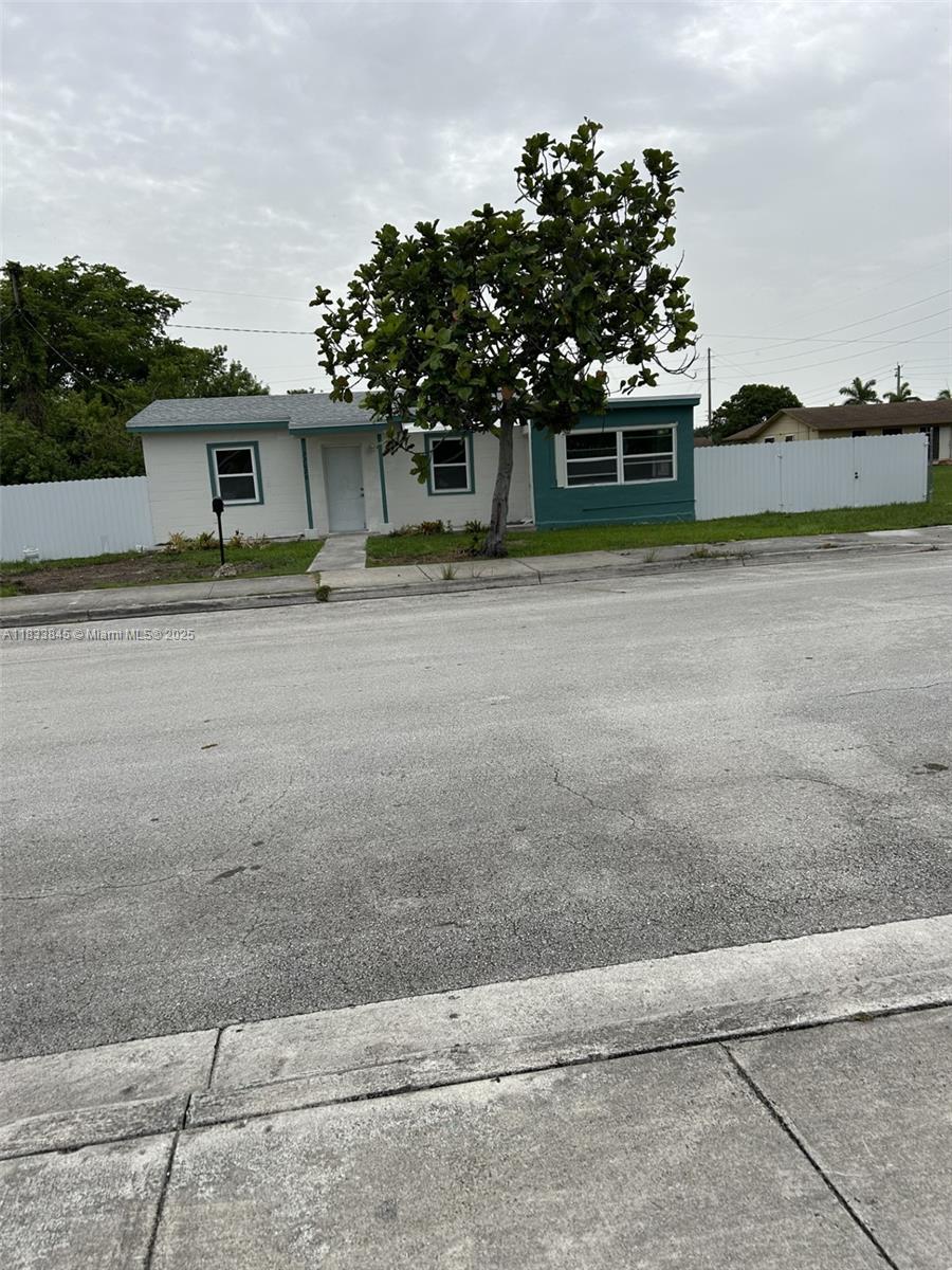 Perfect opportunity to own this huge lot property. Great potential to expand for an extra living area. Also perfect to make a beautiful paradise backyard with a pool. Shows on the records as 2/1; owner reports that it exists as a 4/1. Great location, close to amenities! turnpike, US1, restaurants, walking distance from a park and more. New roof, electric water heater, impact windows.
DU approval or proof of funds on an AS-IS contract. 30 days closing preferred. Please call the listing agent for a showing and information.