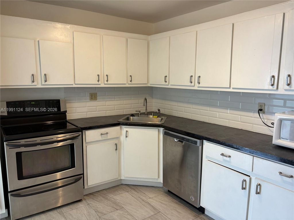 Photo of 2750 NE 183rd St #1912, Aventura, FL 33160 (MLS # A11991124)