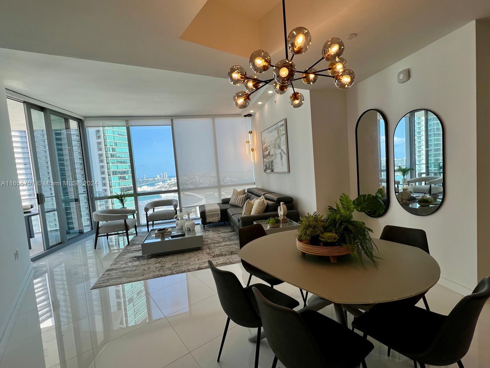 PARAMOUNT MIAMI WORLDCENT - Residential Lease
