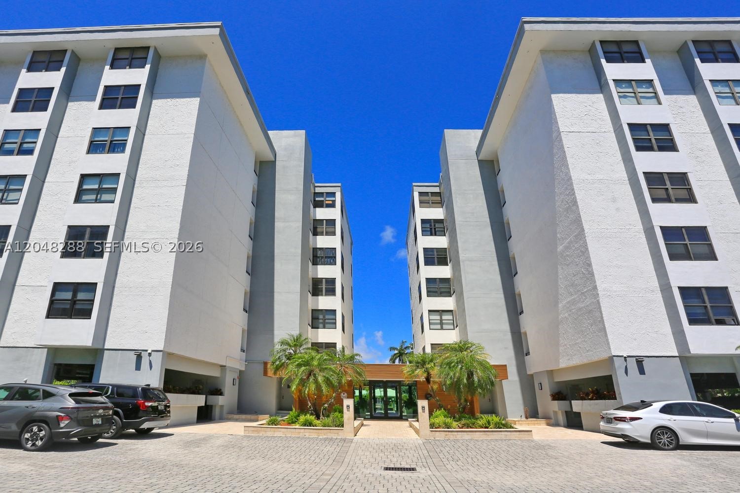 9660 W Bay Harbor Dr 5A