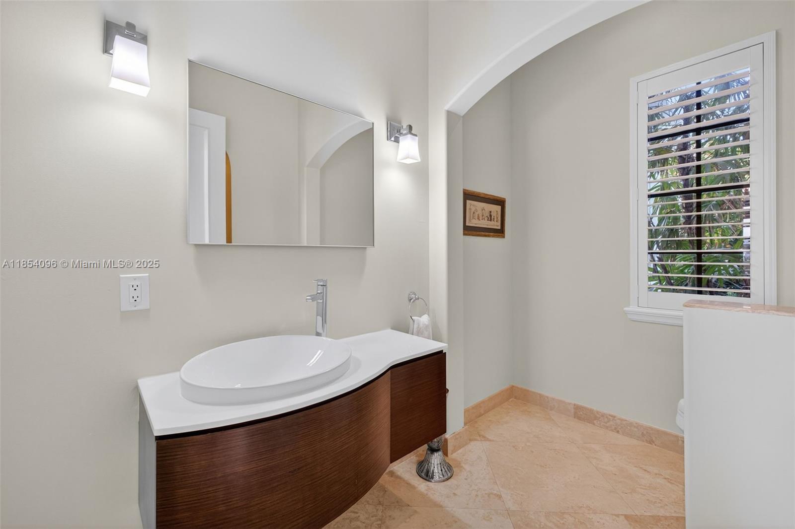 LIGHTHOUSE POINT FIRST SE - Residential Lease