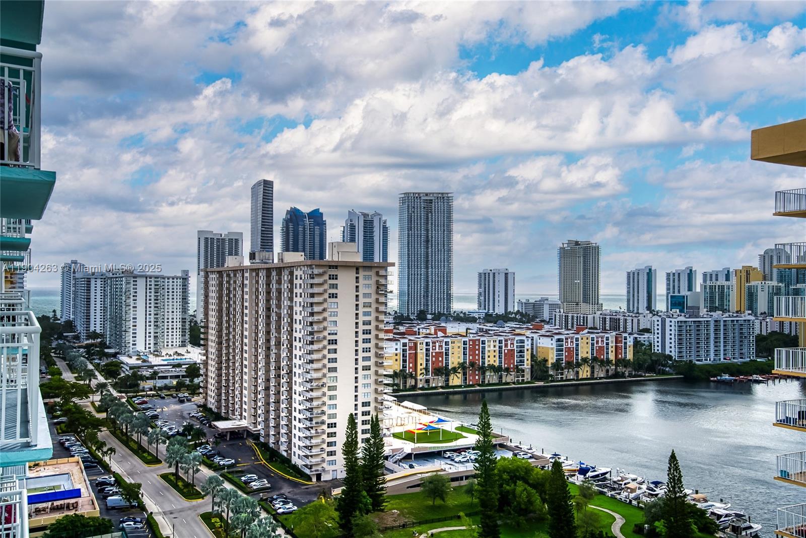 WINSTON TOWERS 500 CONDO - Residential