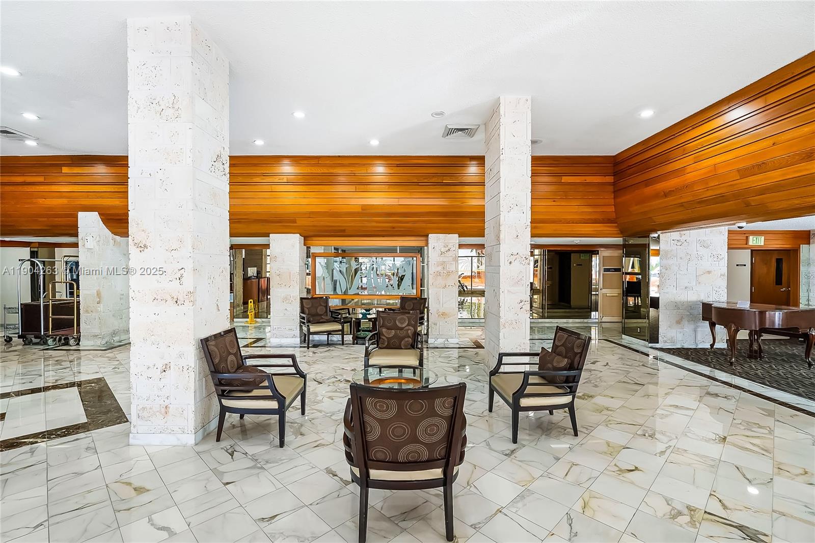 WINSTON TOWERS 500 CONDO - Residential