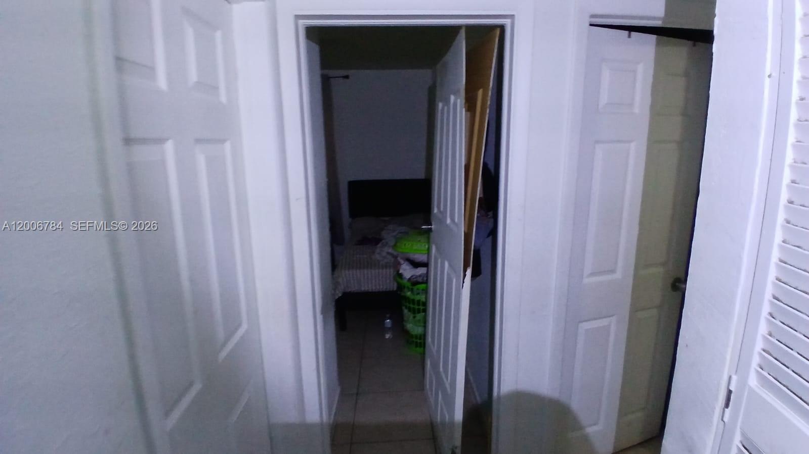 LAUDERDALE MANORS ADD-RES - Residential