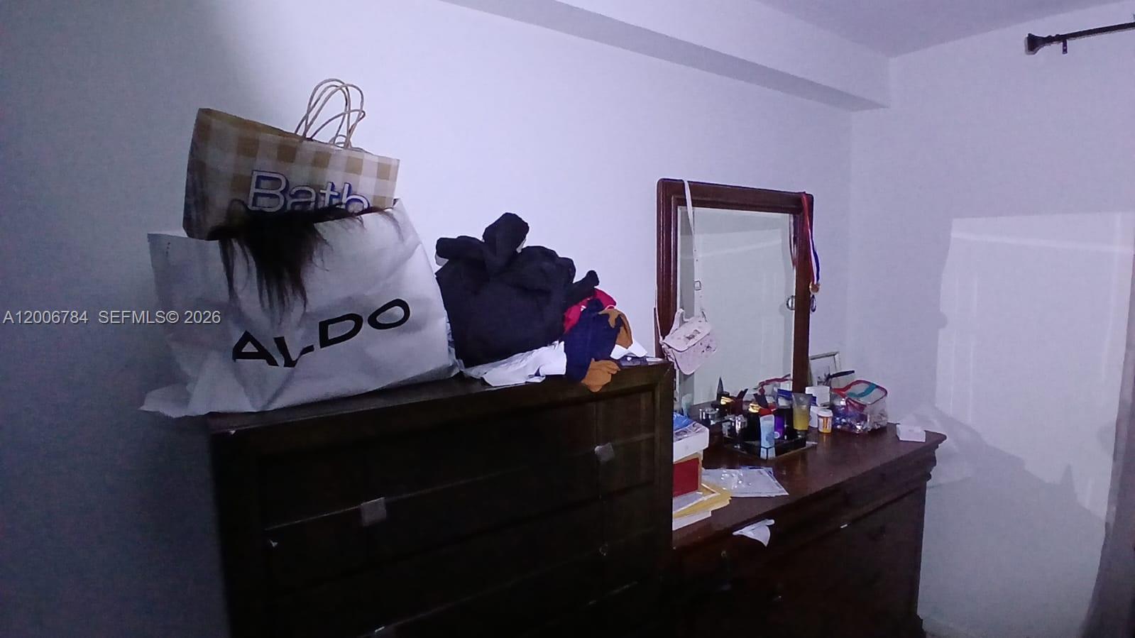 LAUDERDALE MANORS ADD-RES - Residential