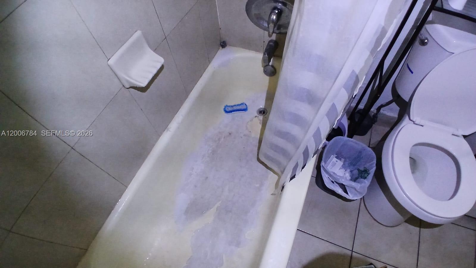 LAUDERDALE MANORS ADD-RES - Residential