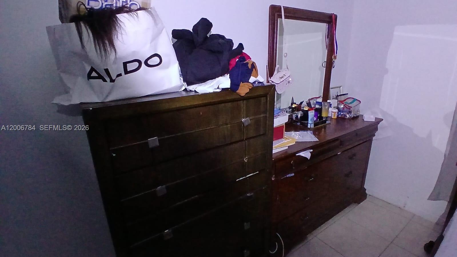 LAUDERDALE MANORS ADD-RES - Residential