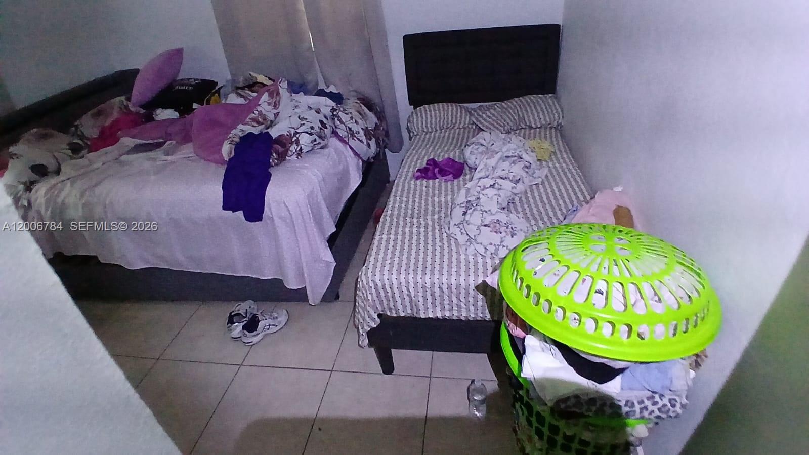 LAUDERDALE MANORS ADD-RES - Residential