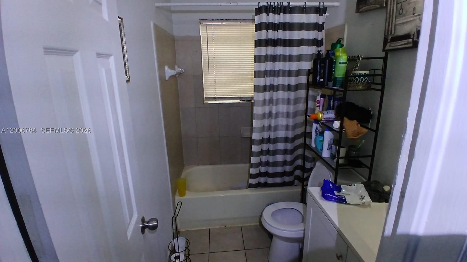 LAUDERDALE MANORS ADD-RES - Residential