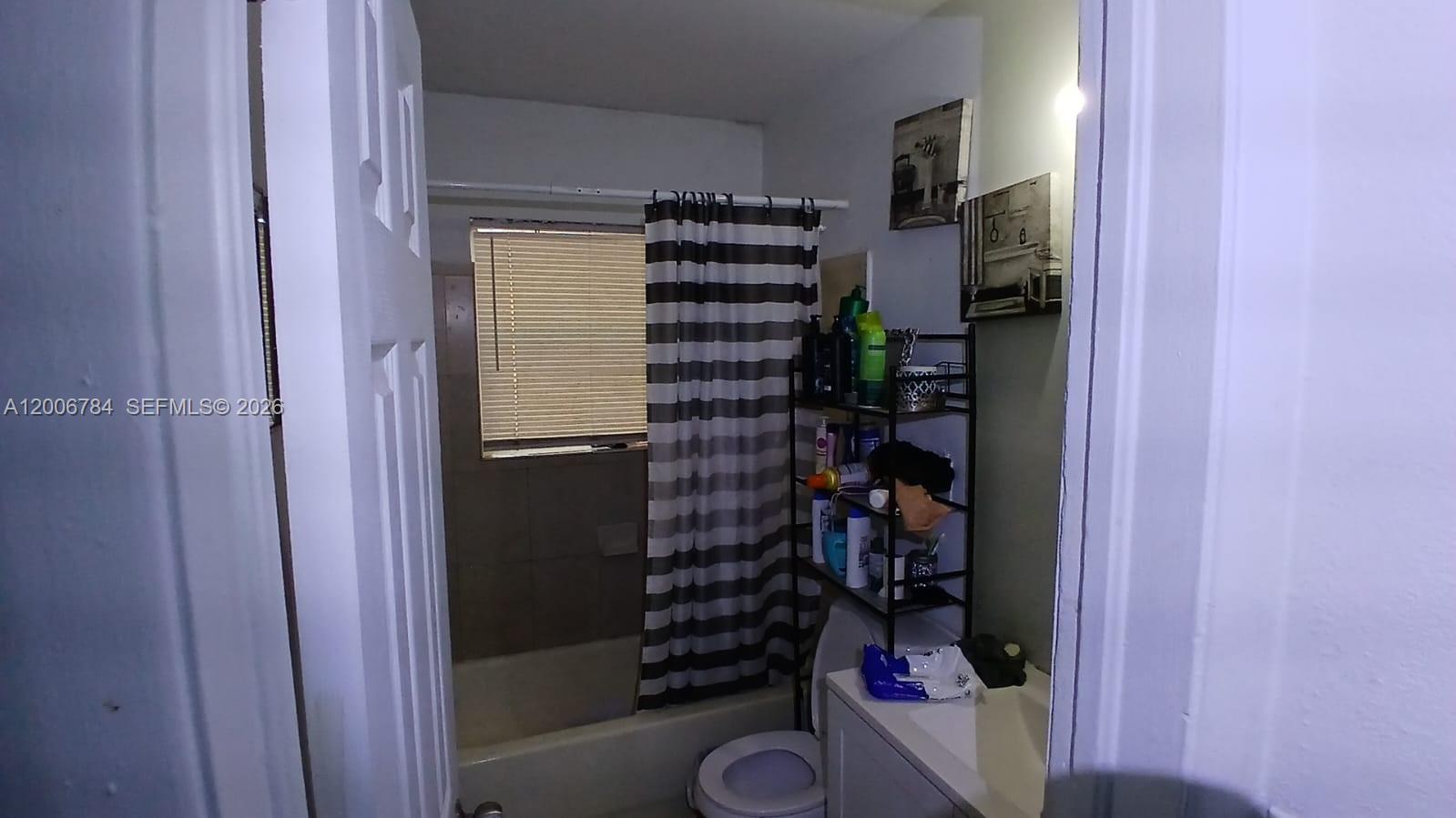 LAUDERDALE MANORS ADD-RES - Residential