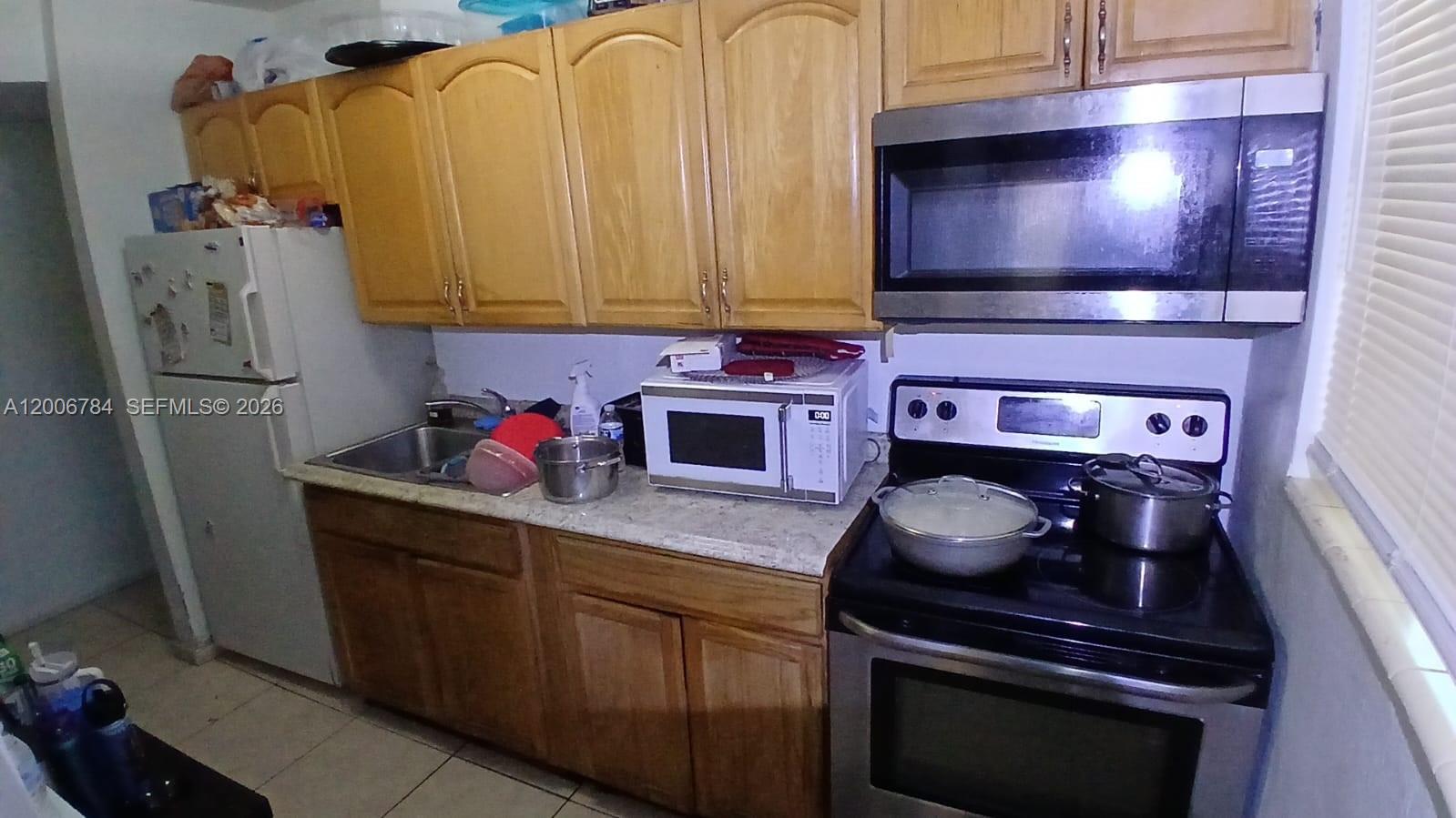 LAUDERDALE MANORS ADD-RES - Residential