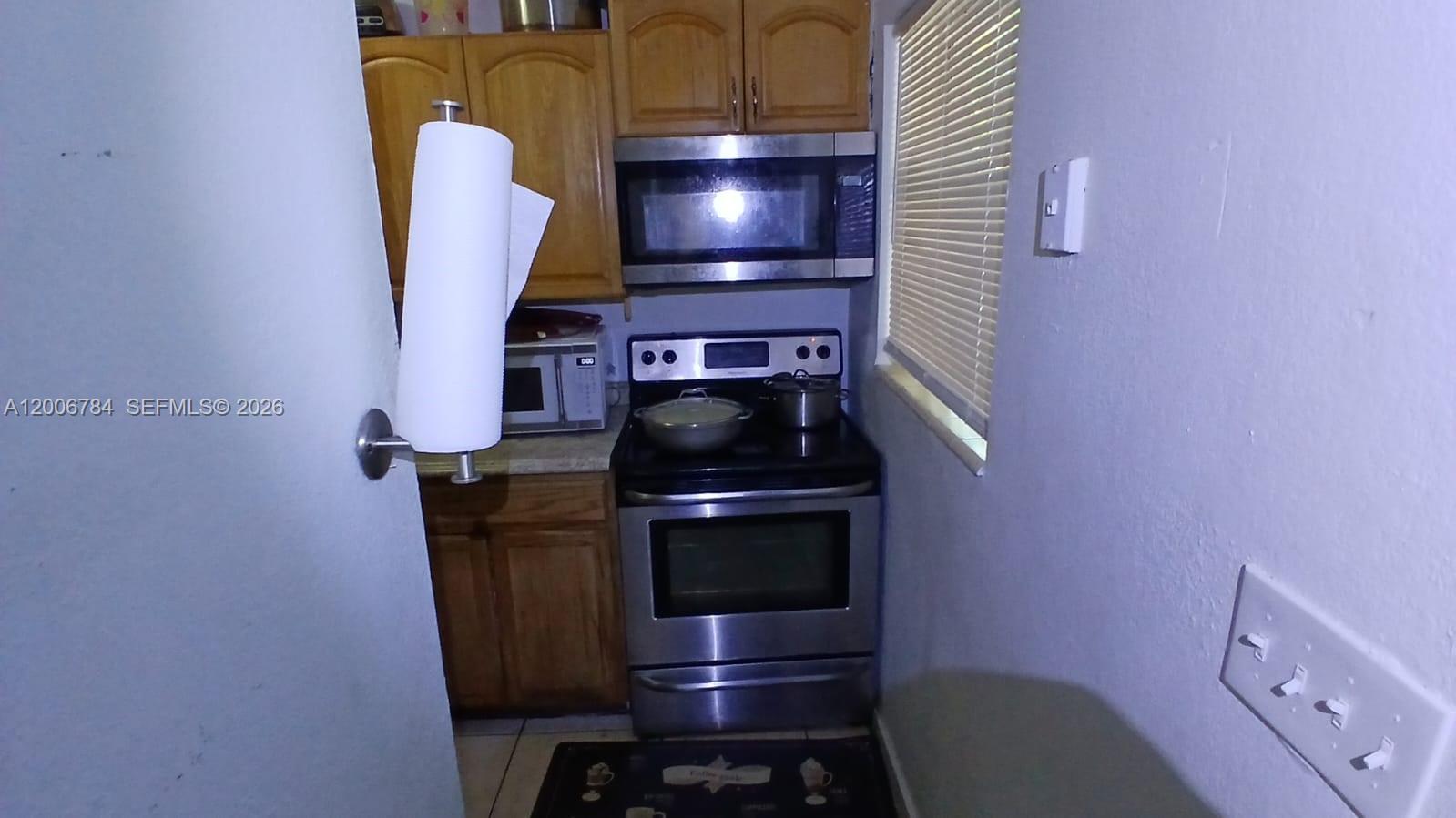 LAUDERDALE MANORS ADD-RES - Residential