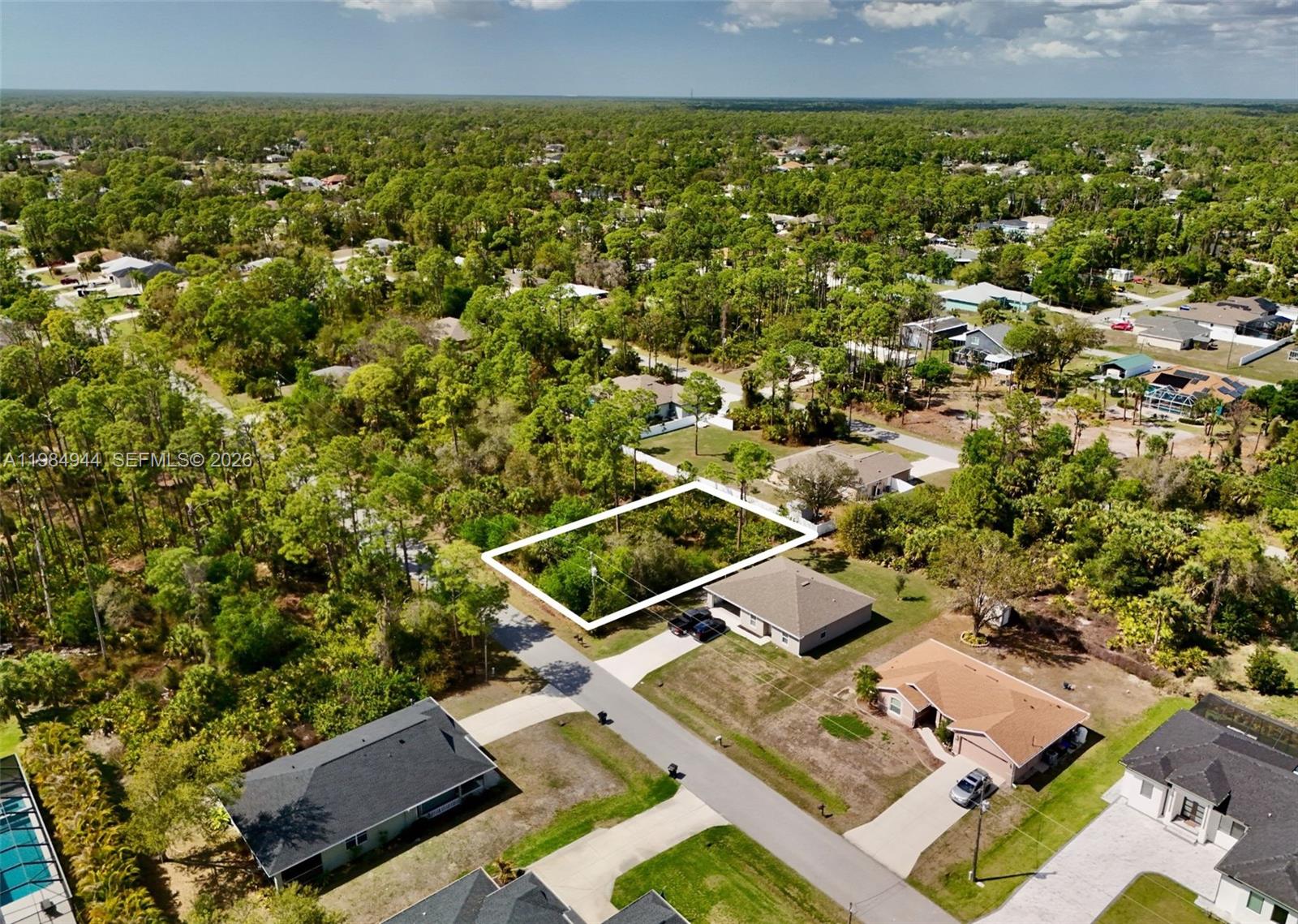 PORT CHARLOTTE - Land