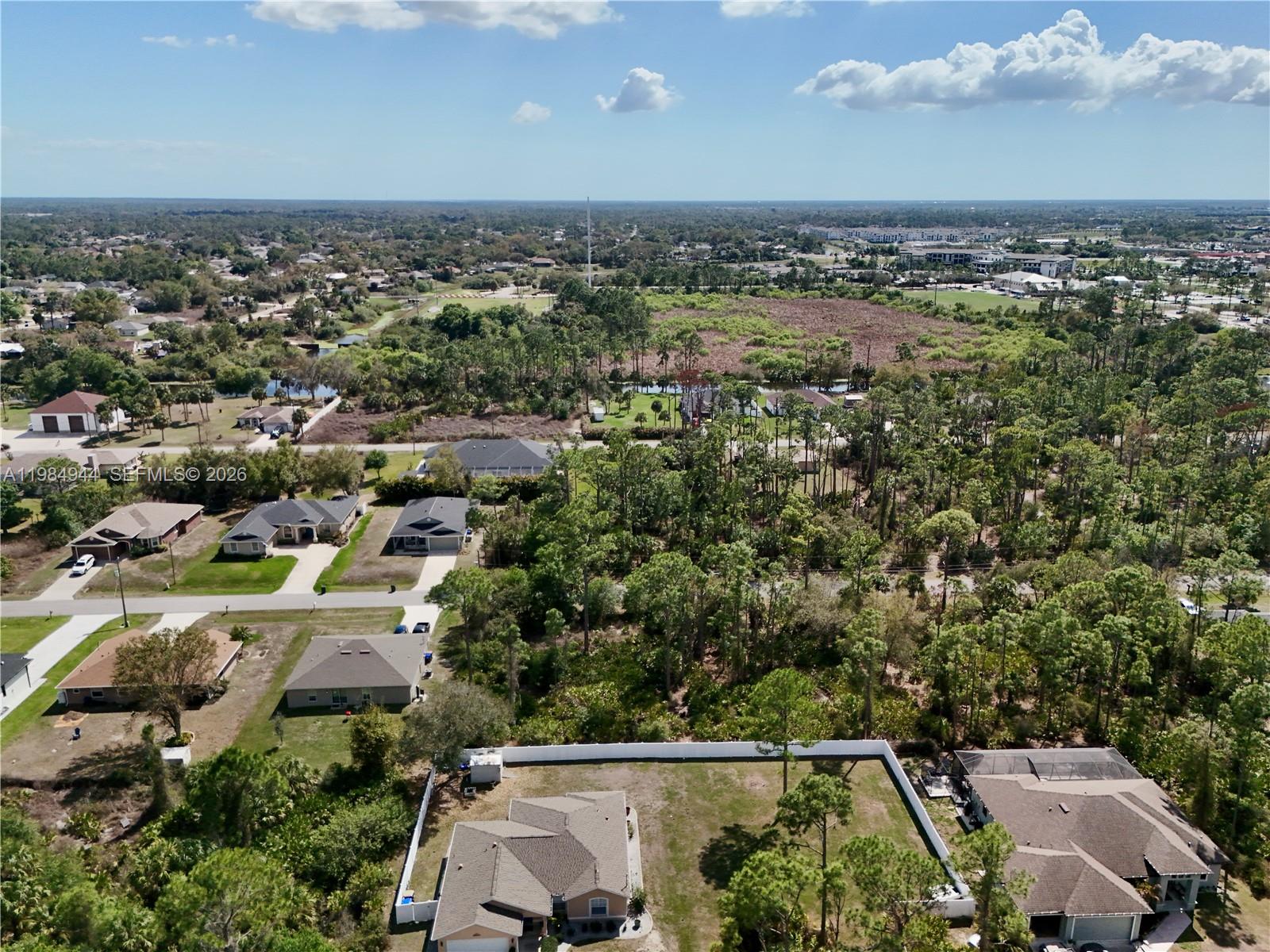 PORT CHARLOTTE - Land