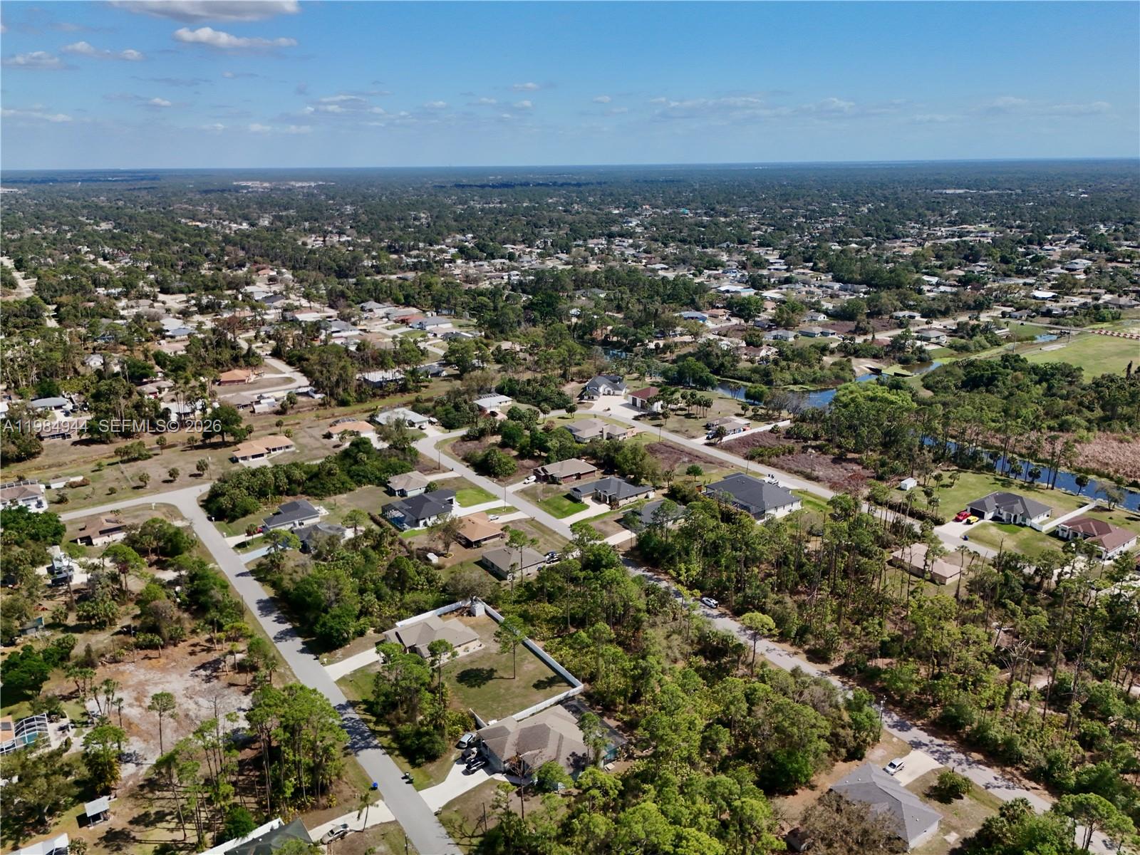 PORT CHARLOTTE - Land