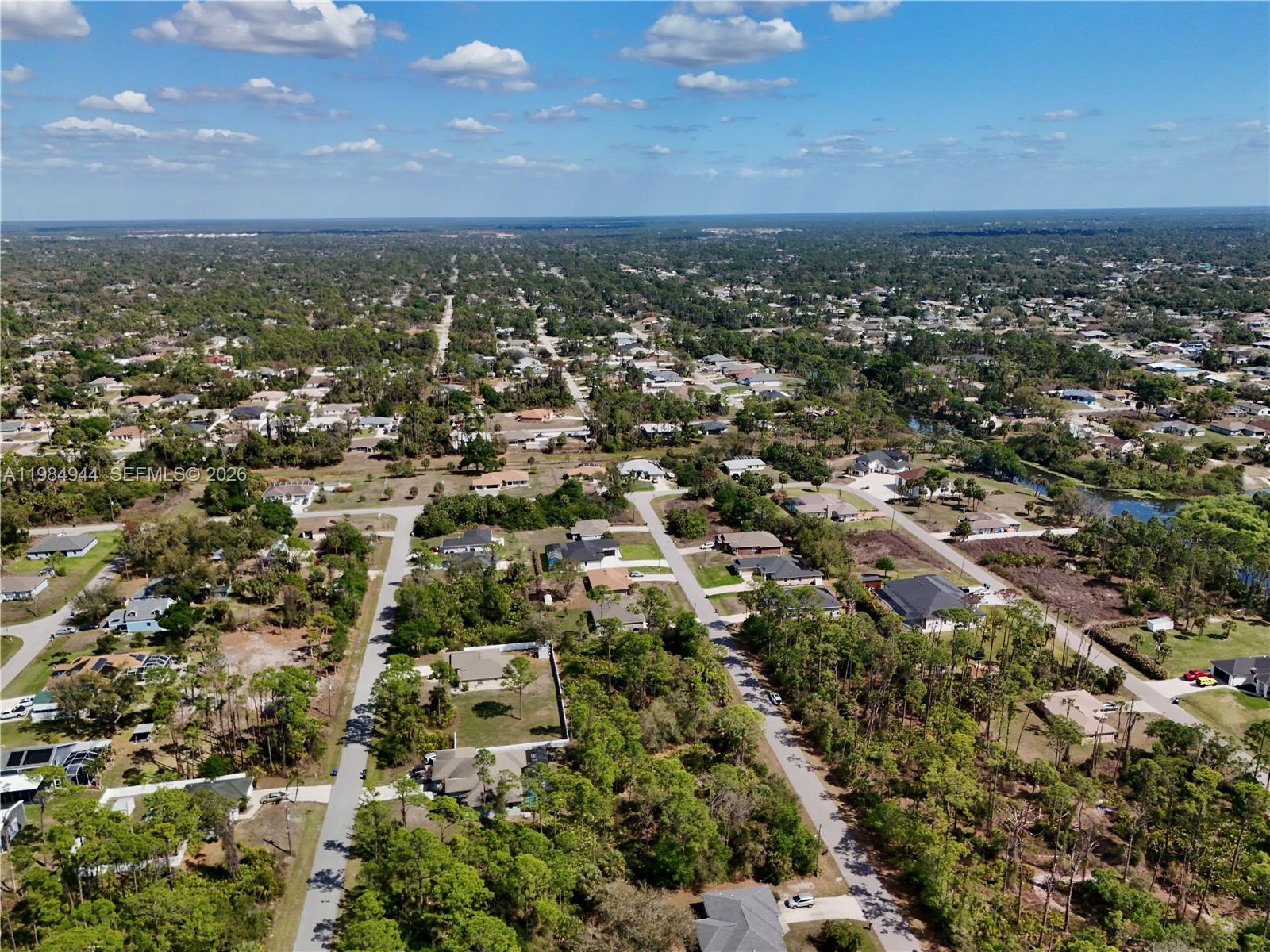 PORT CHARLOTTE - Land