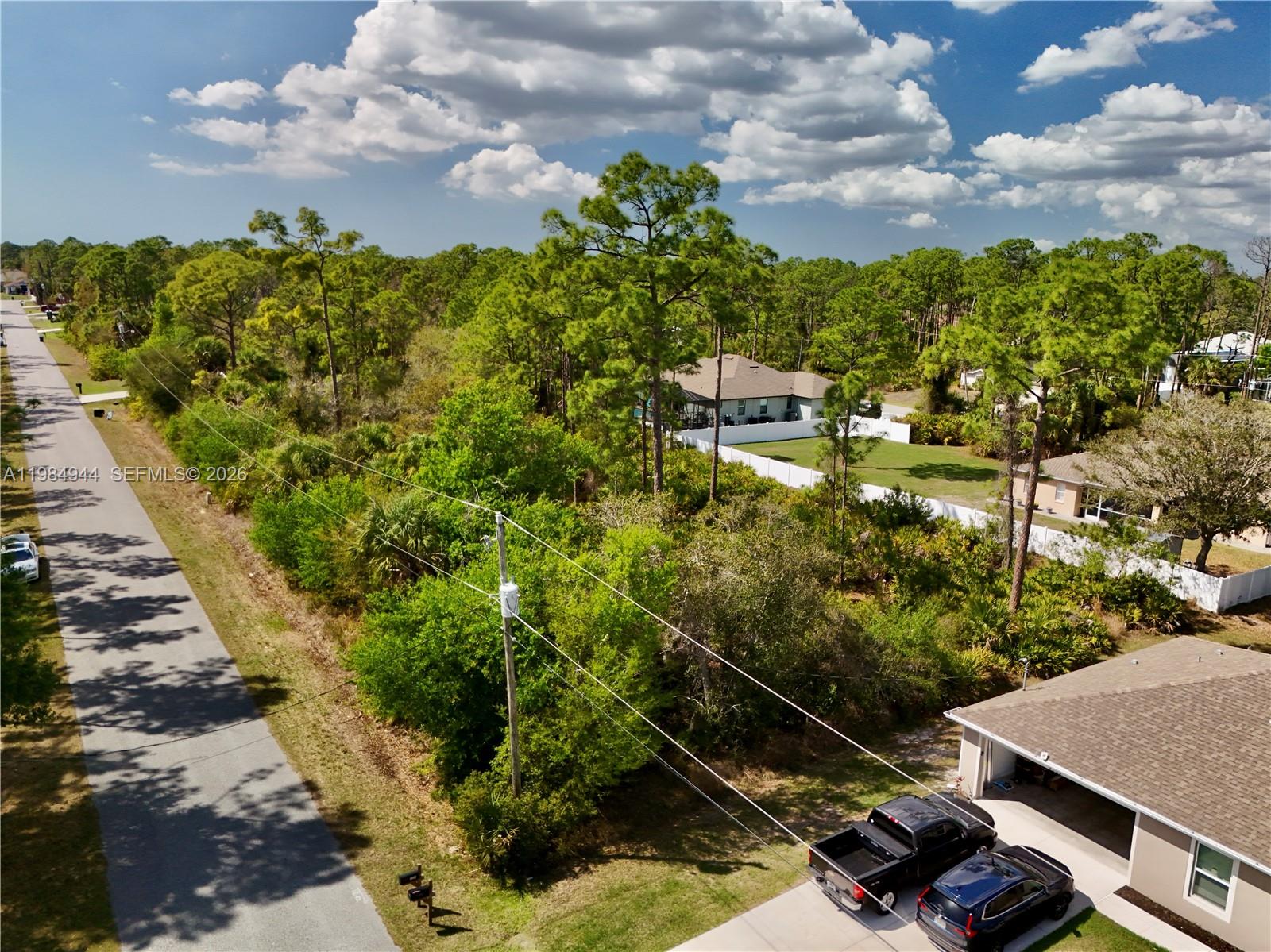 PORT CHARLOTTE - Land