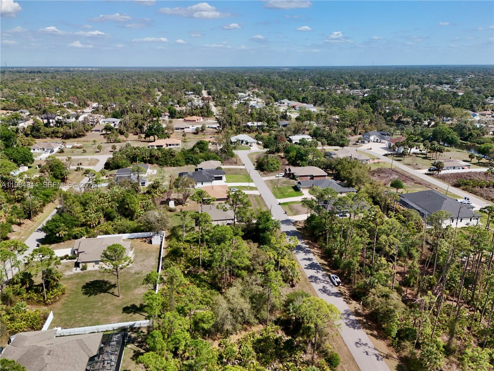 PORT CHARLOTTE - Land