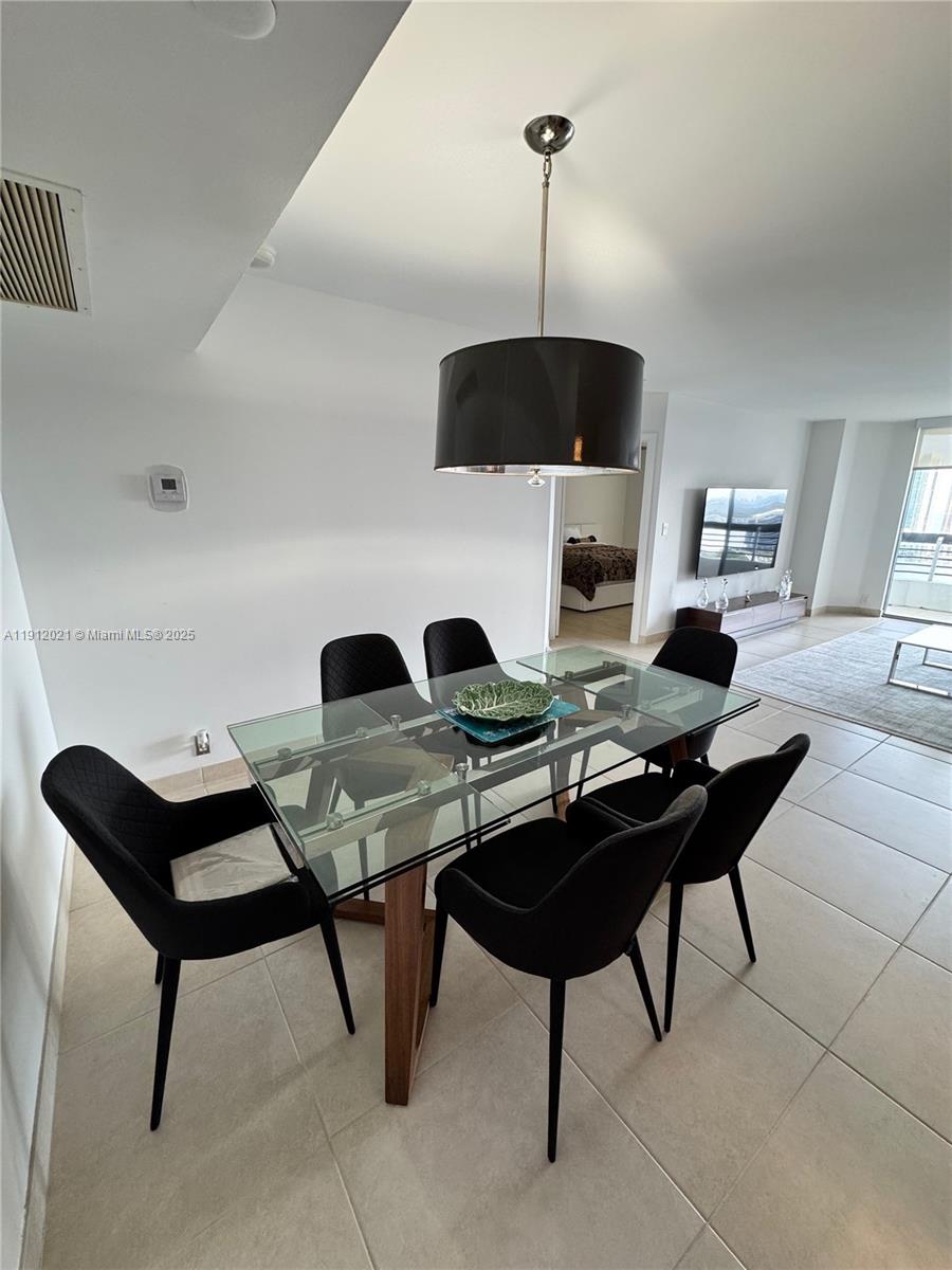 MYSTIC POINTE TOWER 500 C - Residential Lease