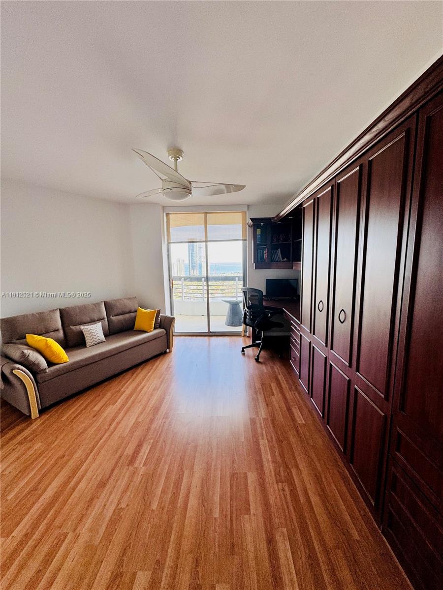 MYSTIC POINTE TOWER 500 C - Residential Lease