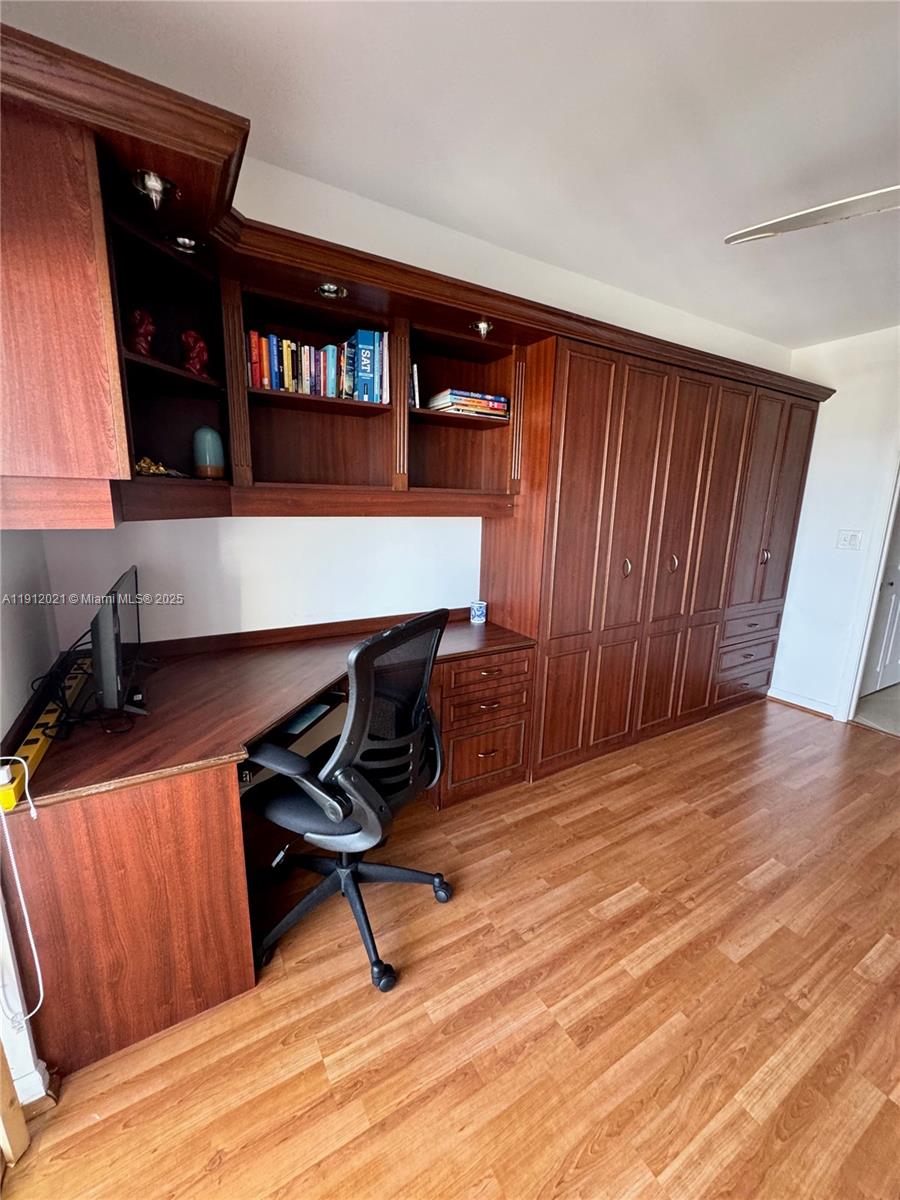 MYSTIC POINTE TOWER 500 C - Residential Lease