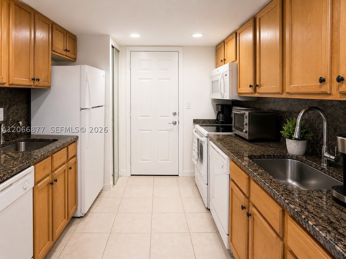 290 Sunrise Dr 205