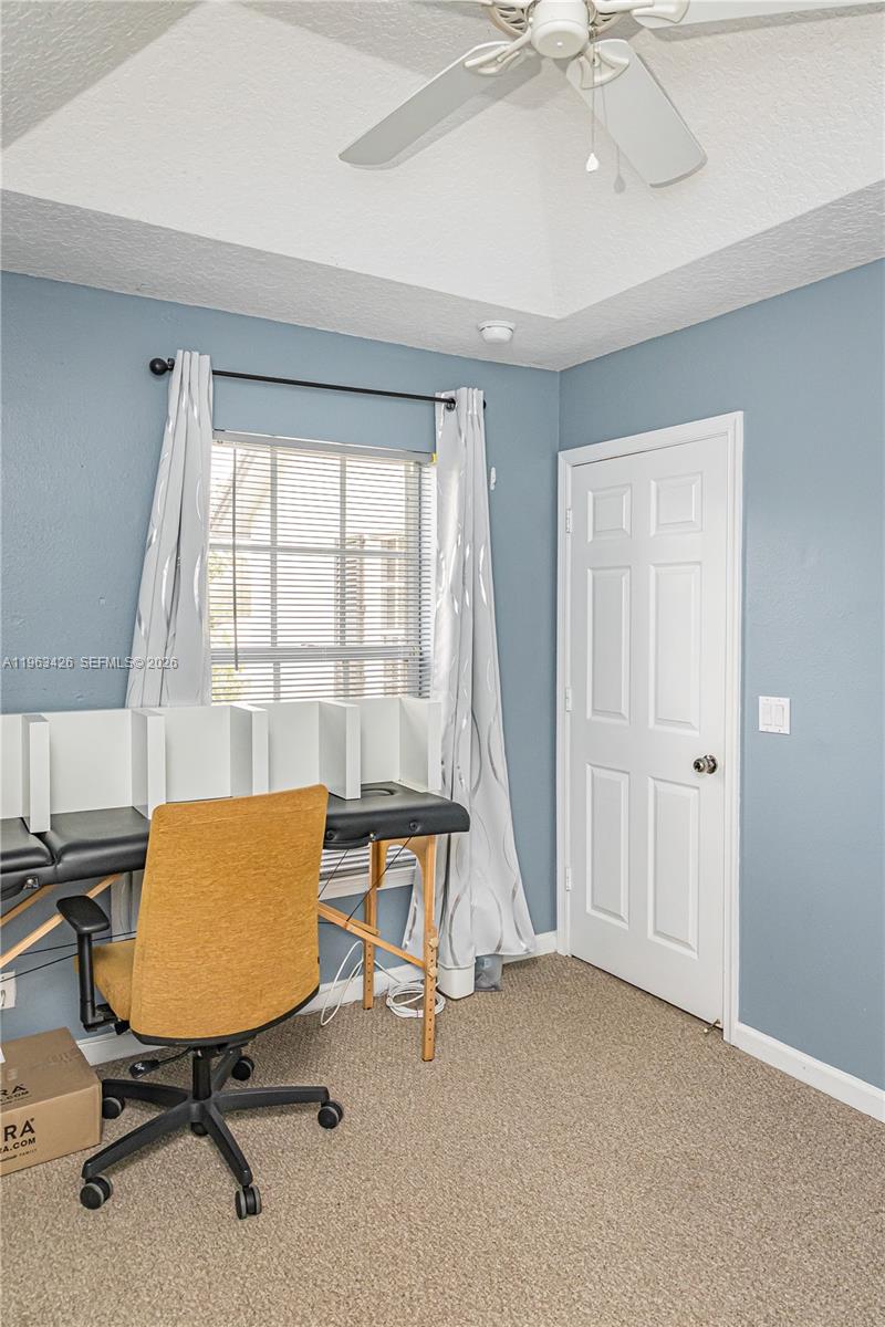 SUGAR POND MANOR OF WELLI - Residential Lease