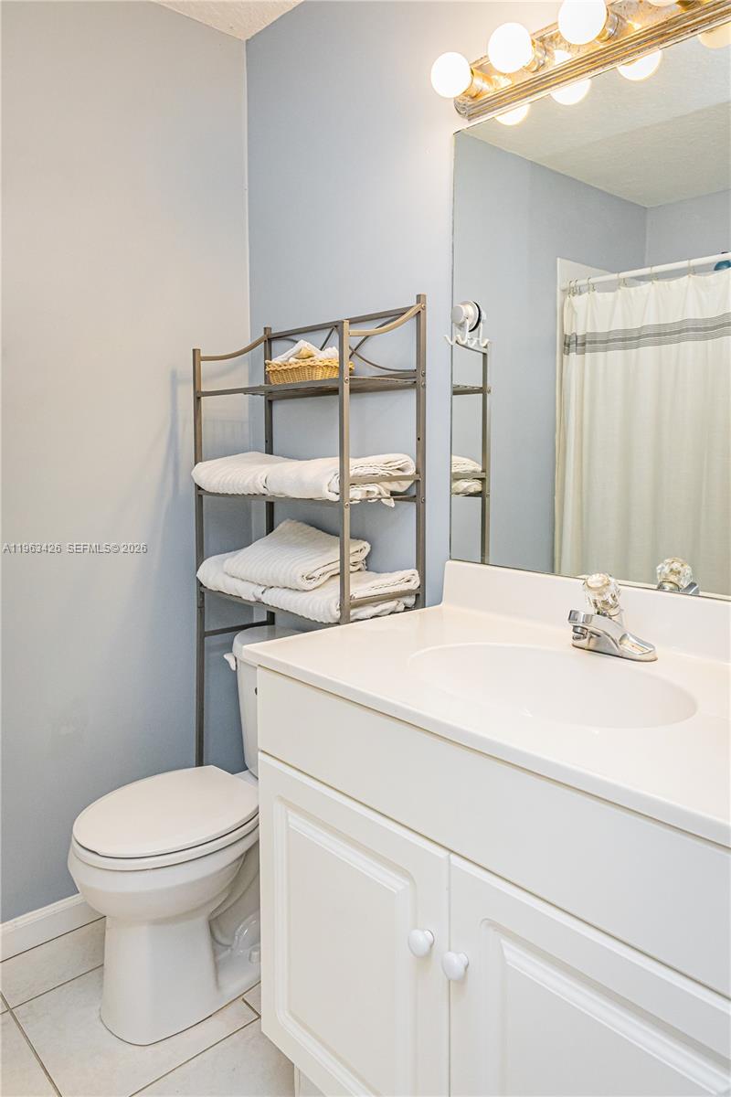 SUGAR POND MANOR OF WELLI - Residential Lease
