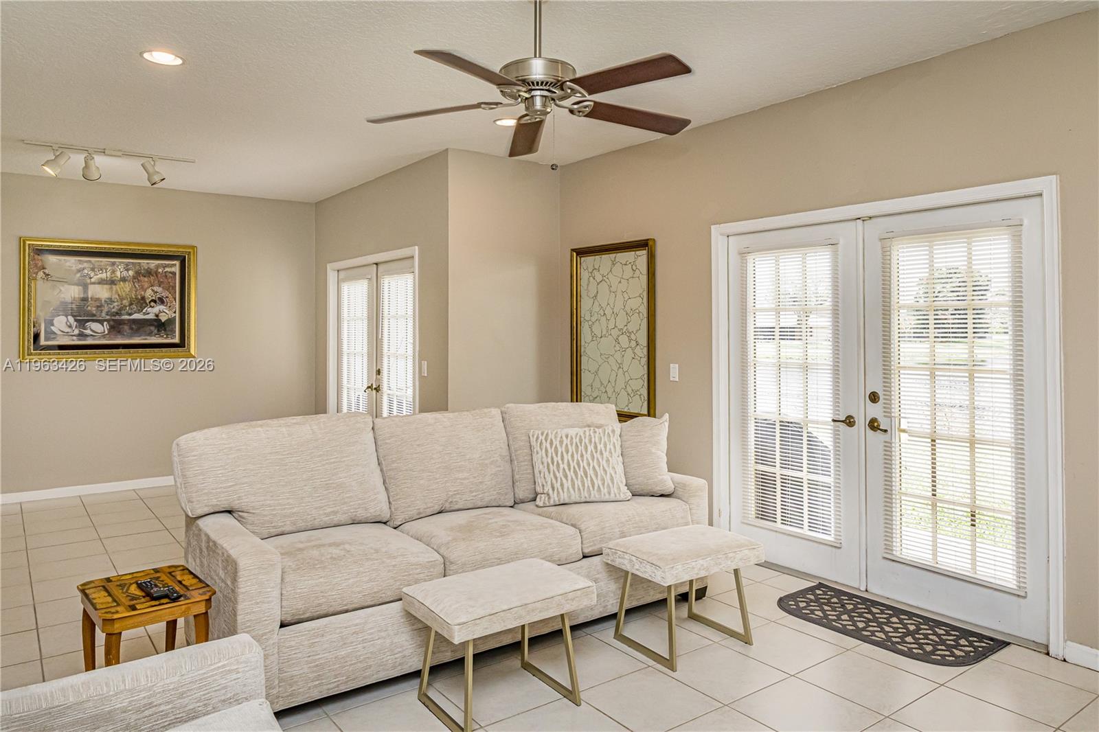 SUGAR POND MANOR OF WELLI - Residential Lease