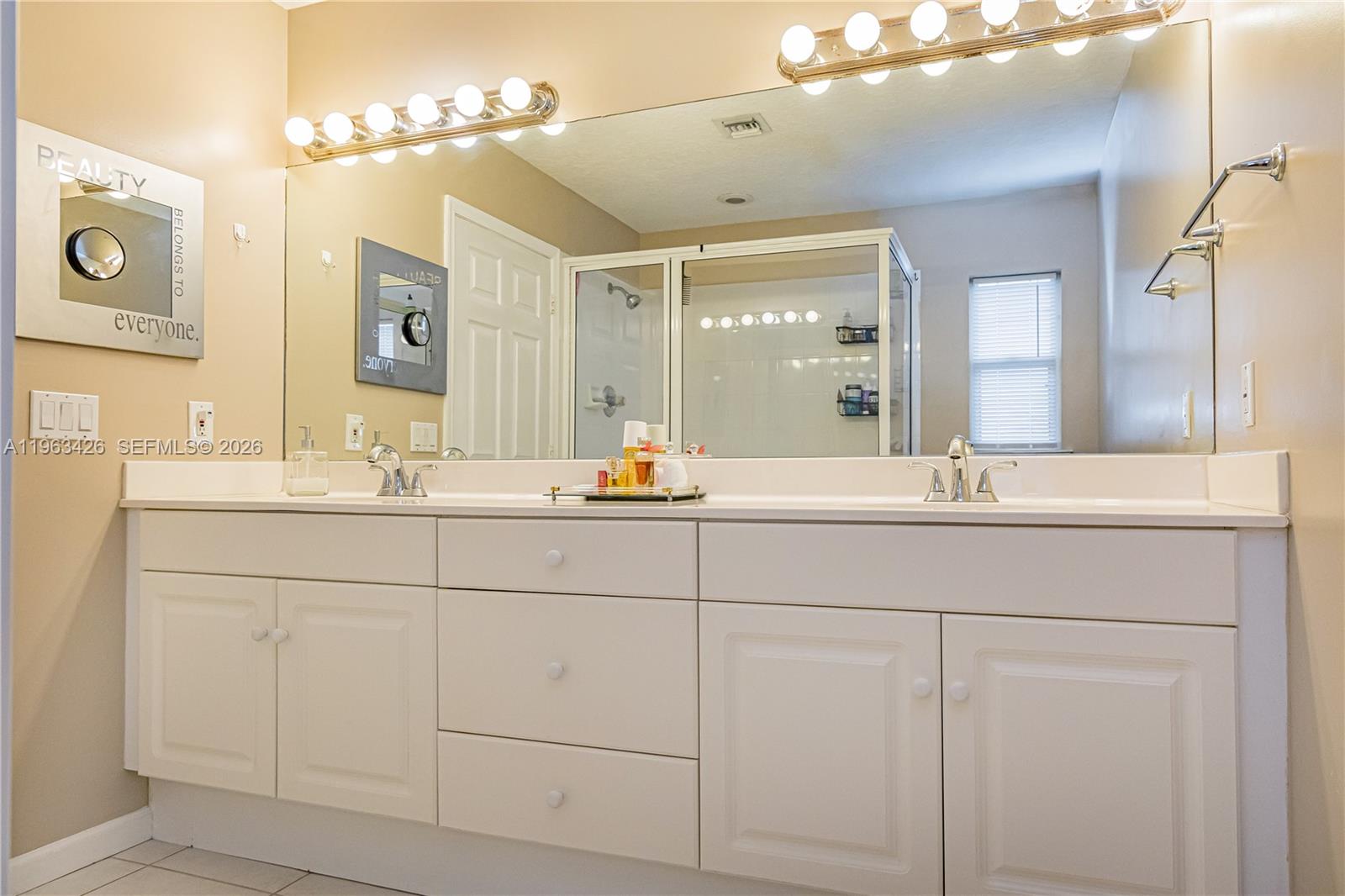 SUGAR POND MANOR OF WELLI - Residential Lease