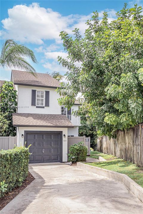 1651 Hawthorne Pl Wellington FL 33414