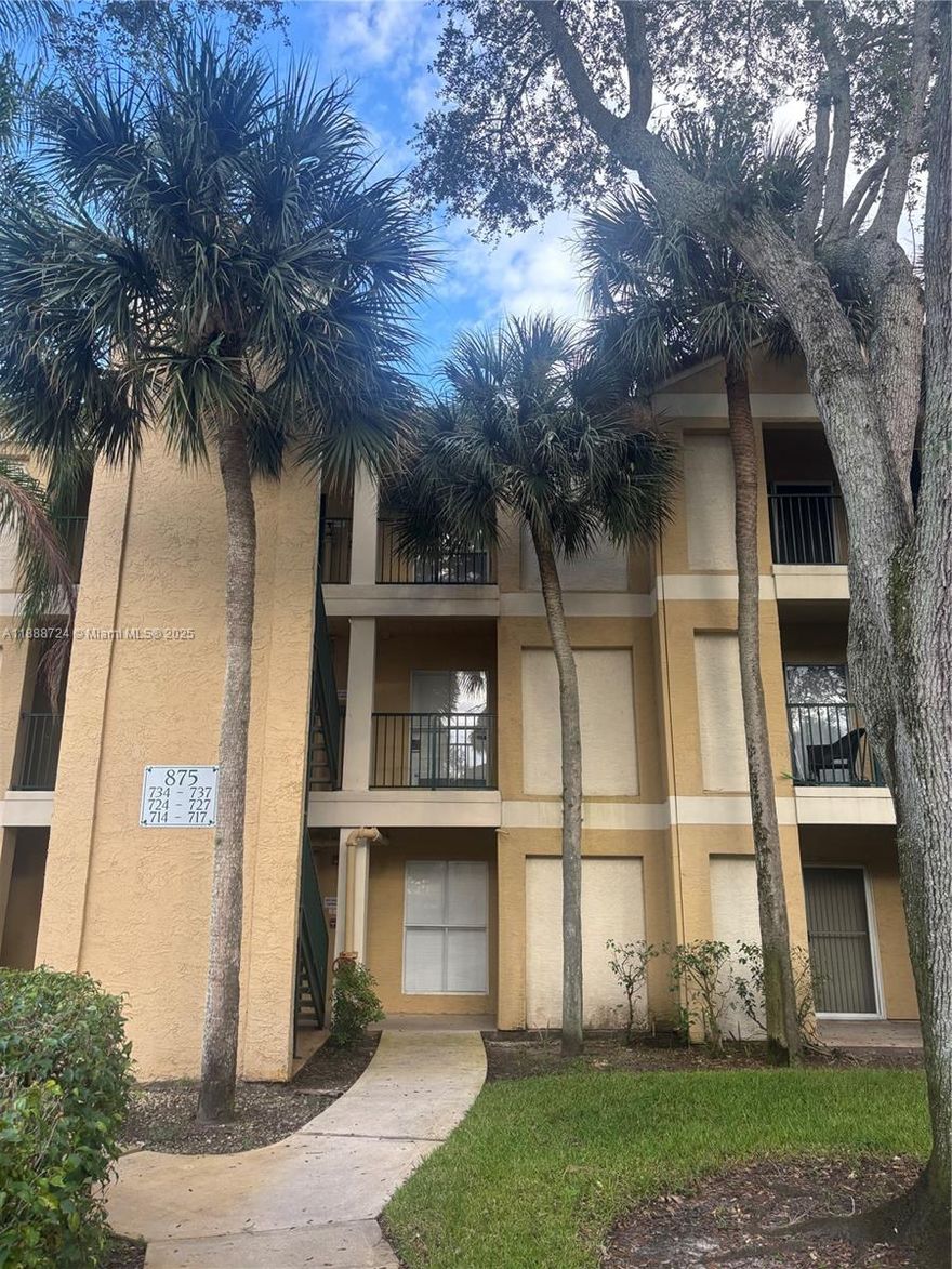 Updated spacious 2 bedroom 2 bathroom condo for rent in Coral Springs. Minutes from Coral Square Mall. Close to  highway. Third floor unit ( Elevator availalable) In front of the pool and clubhouse. Washer and Dryer inside the apartment. Community has a gym, pool, management onsite. Easy to show