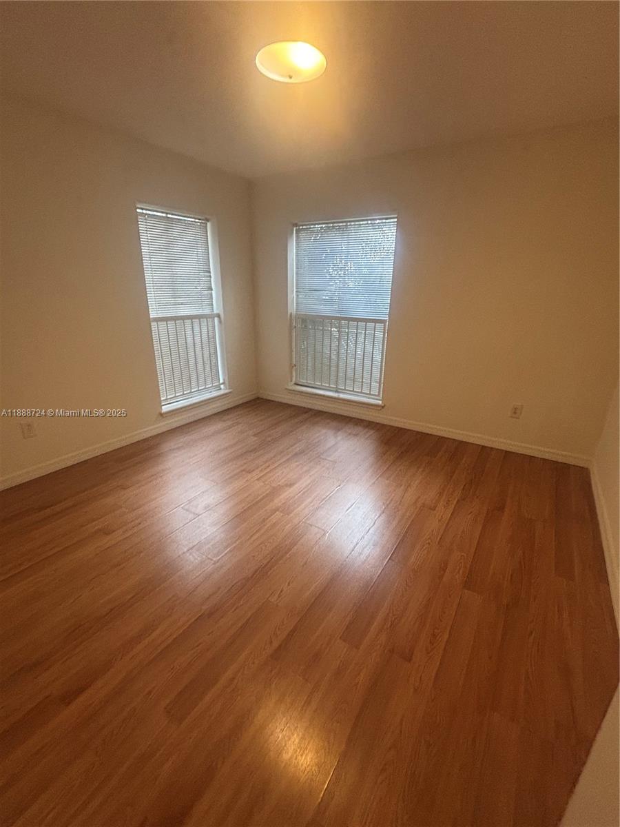 SAVANNAH AT RIVERSIDE CON - Residential Lease