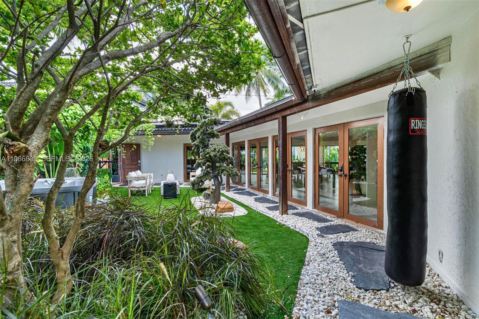 MIDDLE RIVER ESTATES - Residential