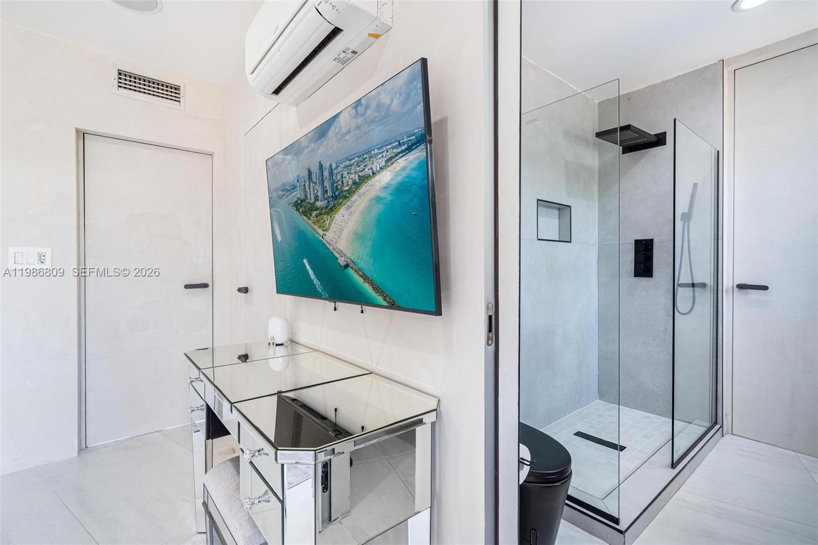 MIDDLE RIVER ESTATES - Residential