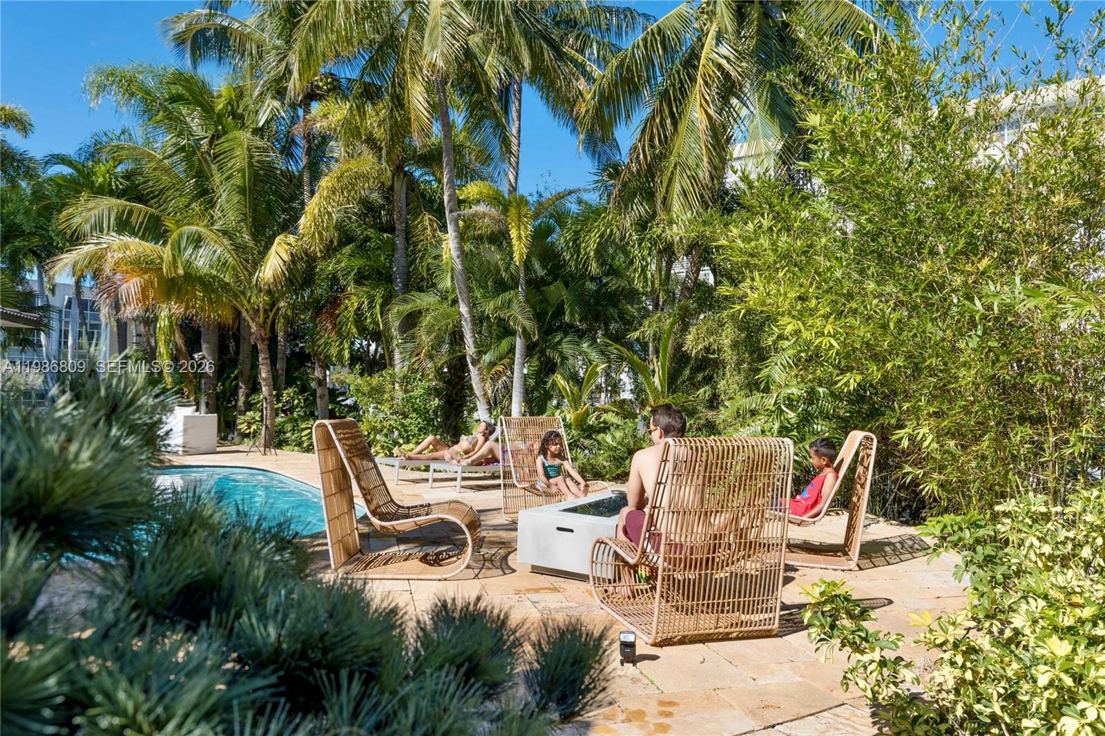 MIDDLE RIVER ESTATES - Residential