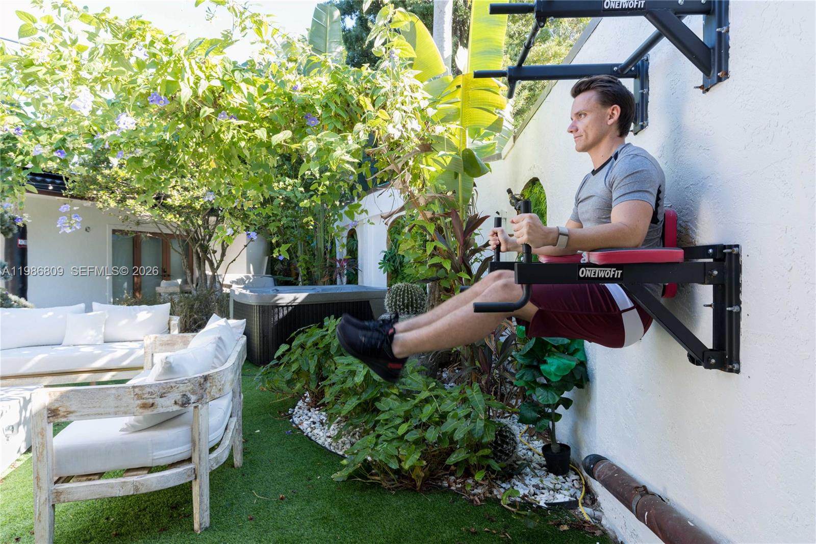 MIDDLE RIVER ESTATES - Residential