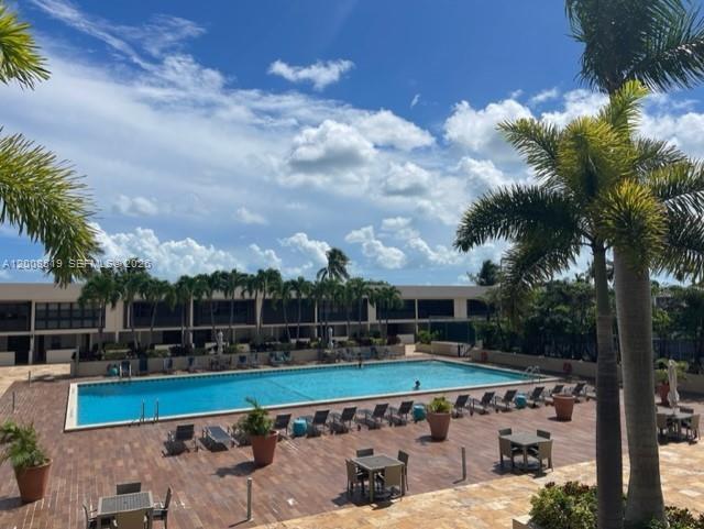 BRICKELL PLACE CONDO - Residential