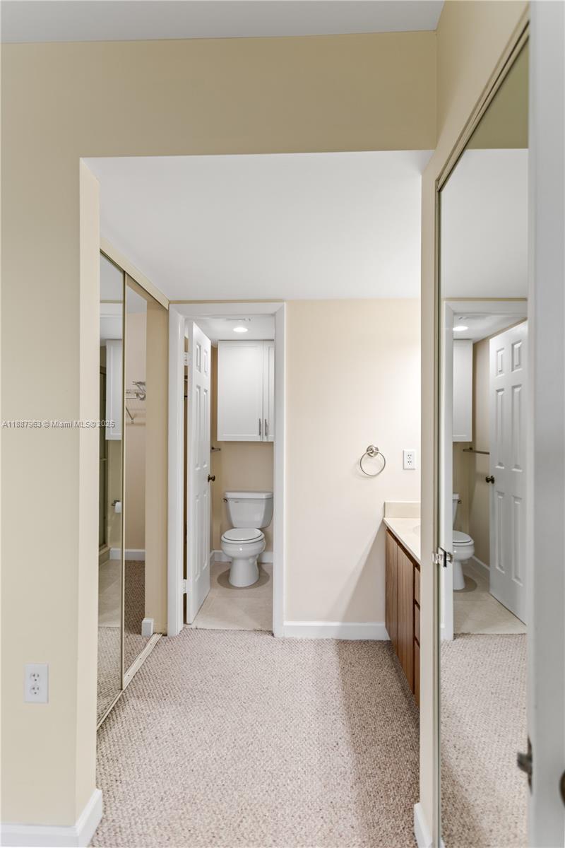 CONDO 21 OF WHITEHALL CON - Residential