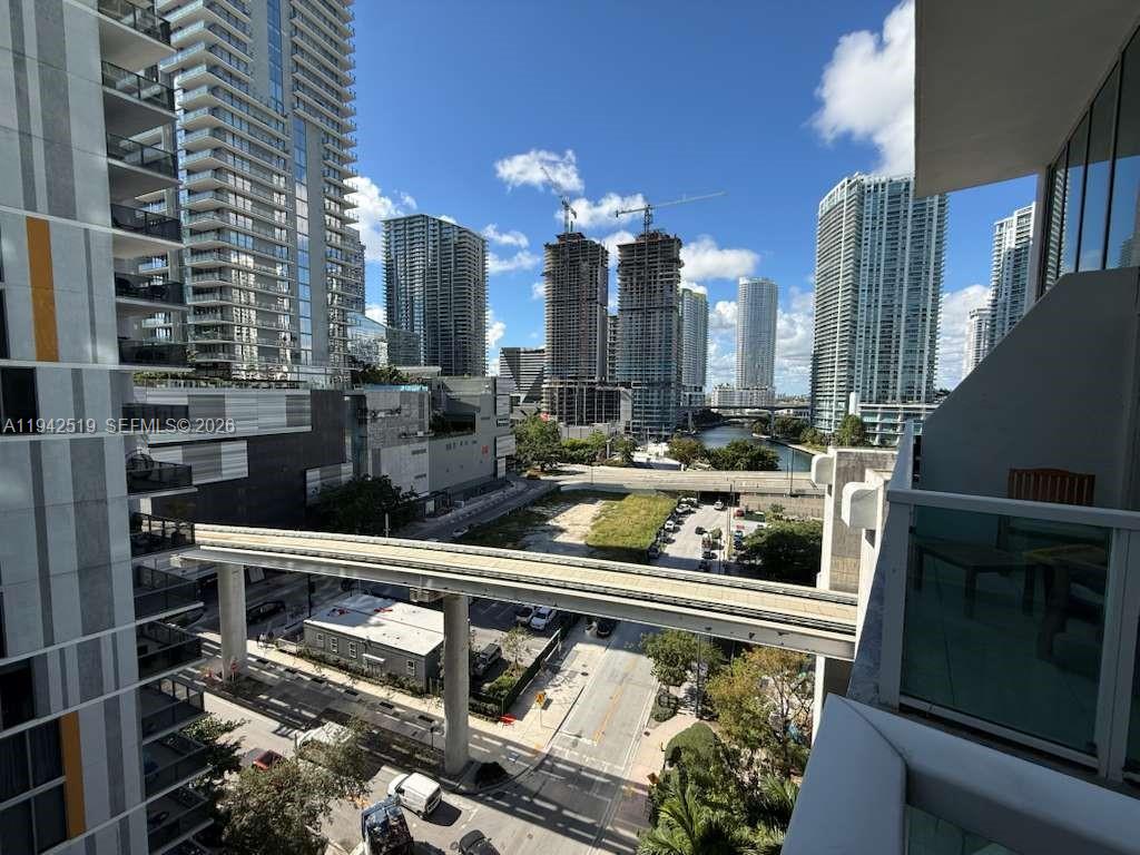 BRICKELL ON THE RIVER S T - Residential Lease