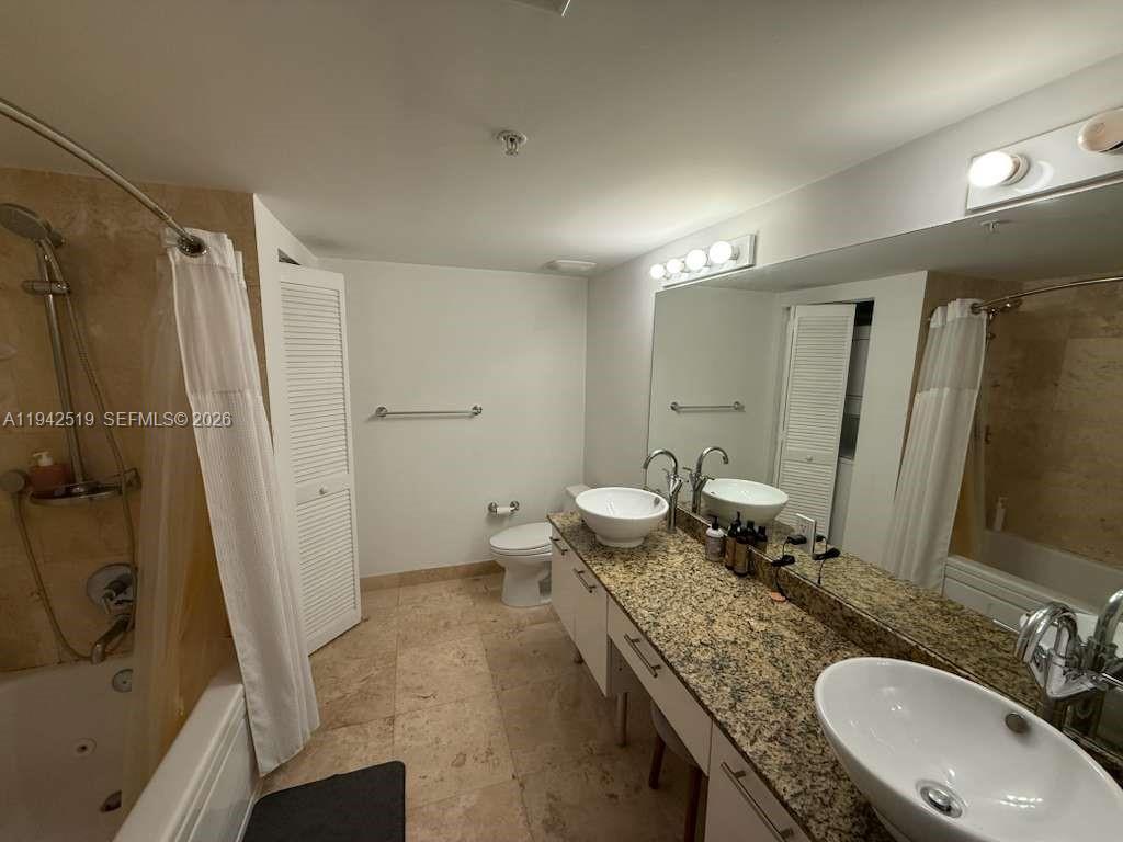 BRICKELL ON THE RIVER S T - Residential Lease