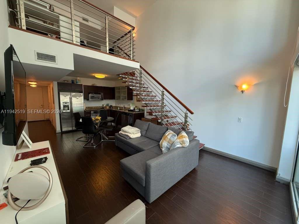 BRICKELL ON THE RIVER S T - Residential Lease