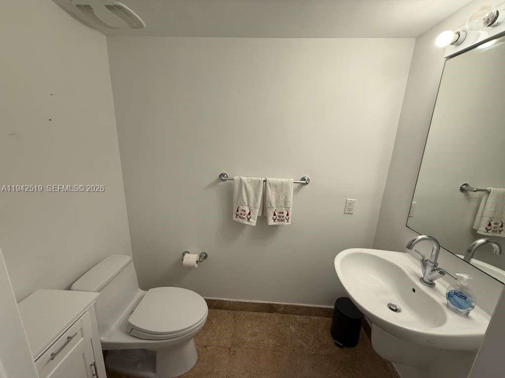 BRICKELL ON THE RIVER S T - Residential Lease