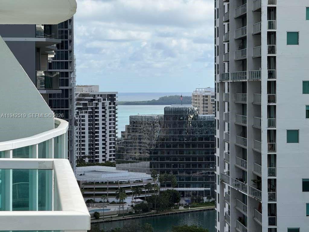 BRICKELL ON THE RIVER S T - Residential Lease