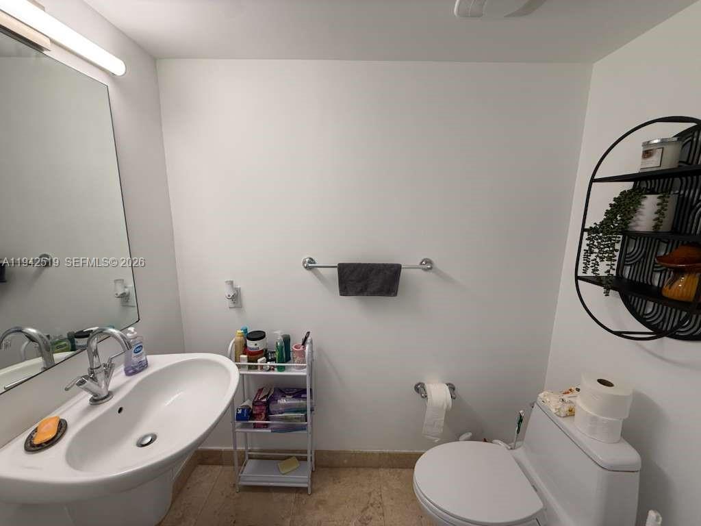 BRICKELL ON THE RIVER S T - Residential Lease