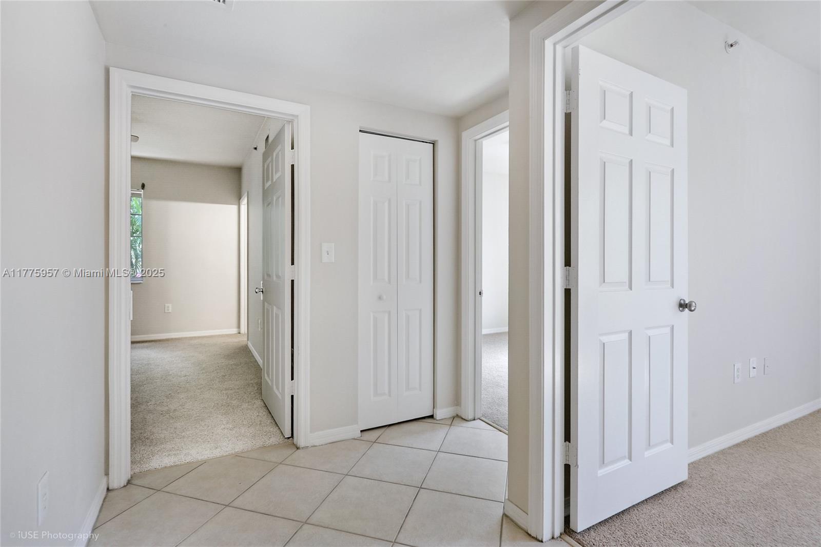 VILLAS AT EMERALD DUNES C - Residential