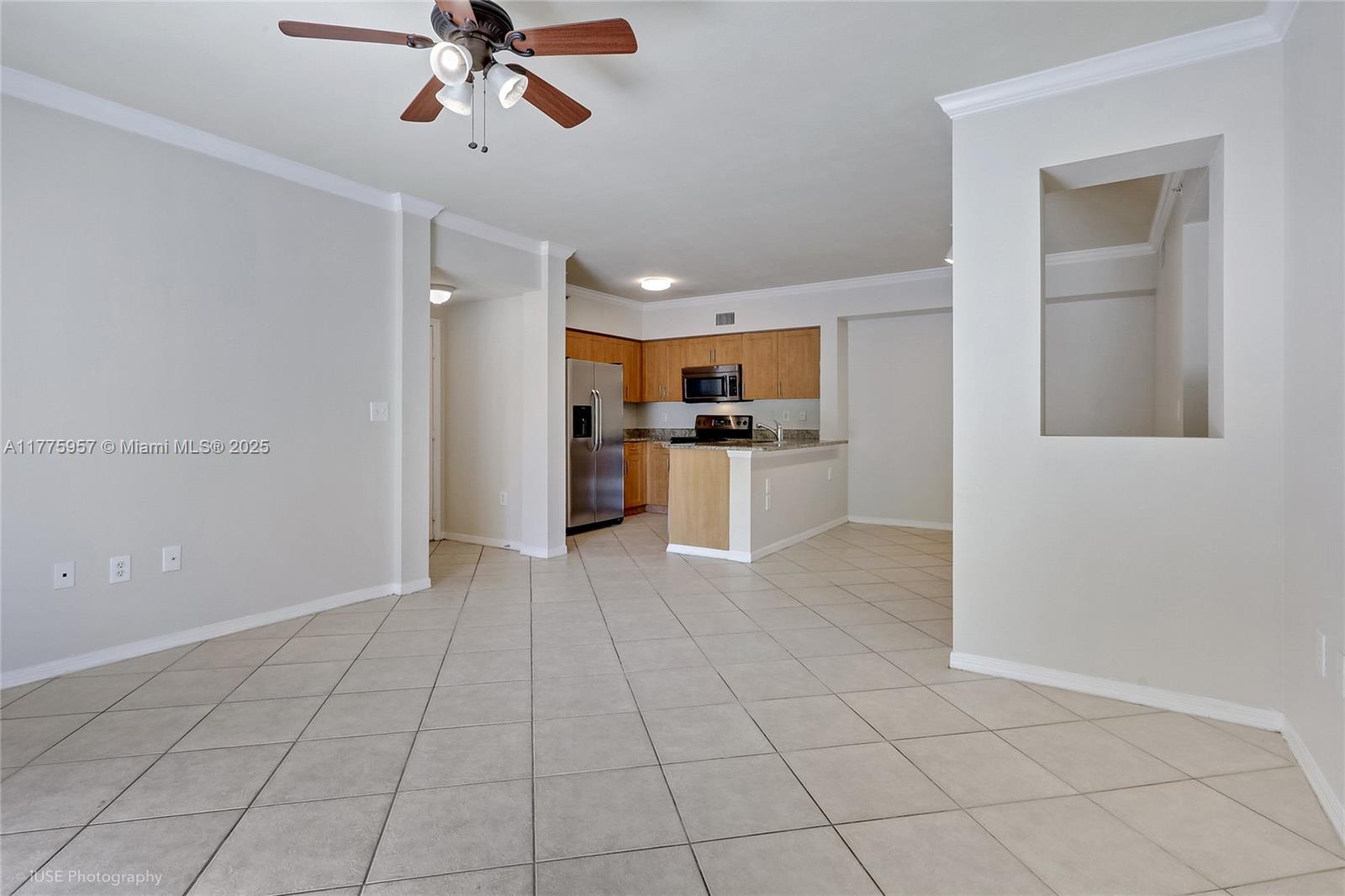 VILLAS AT EMERALD DUNES C - Residential