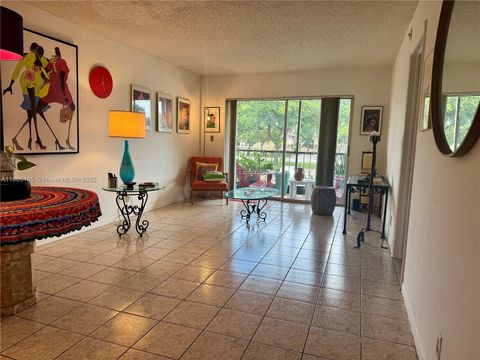 4168 NW 90th Ave 205 Coral Springs FL 33065