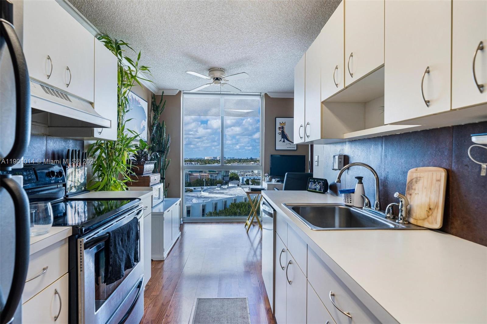 WEST BAY PLAZA CONDO - Residential Lease